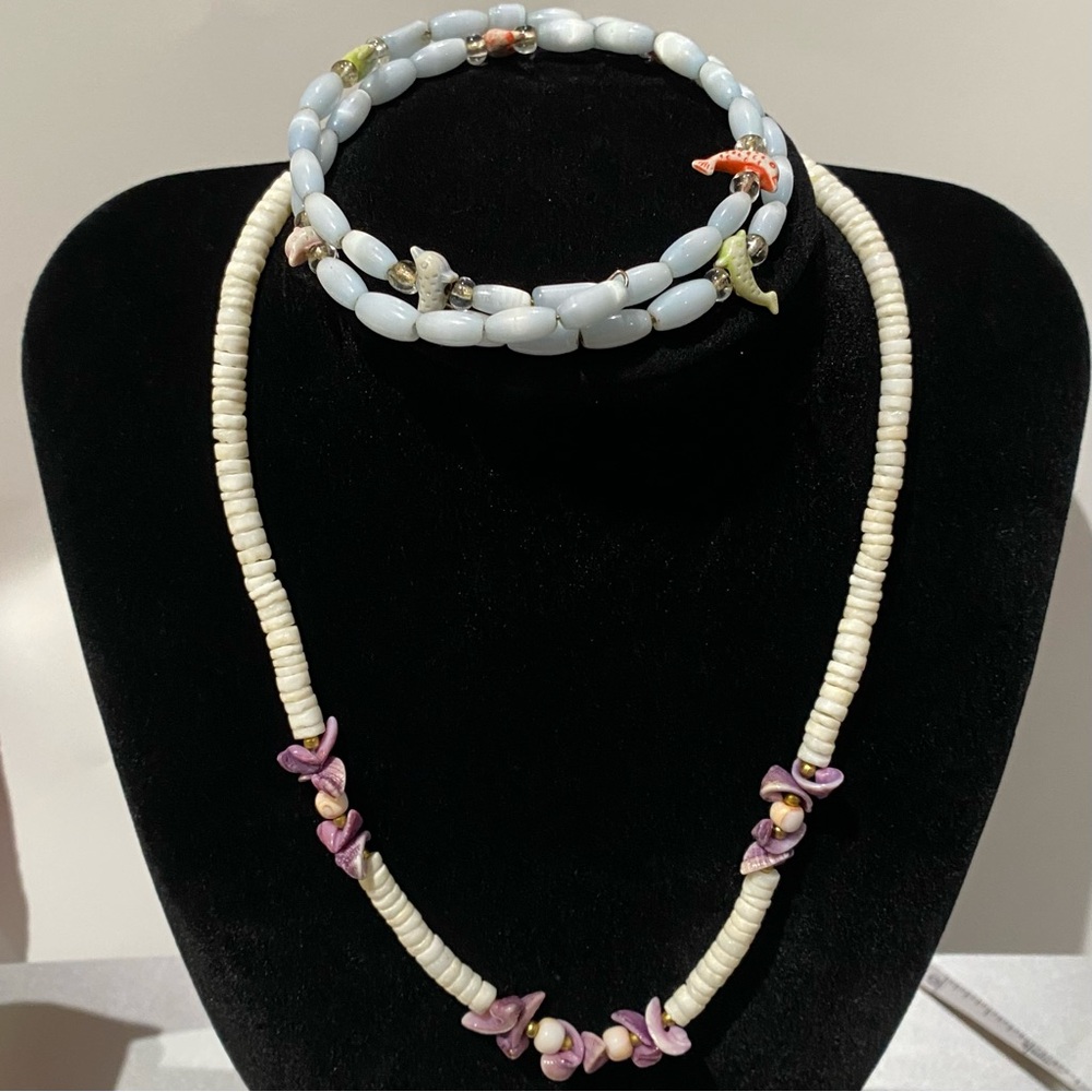2-Piece Beach Jewelry Dolphin Stretch Bracelet & Heishi Shell Bead Necklace